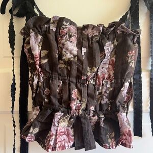 Brock Collection x HM 
Elegant Floral Ruffle Blouse